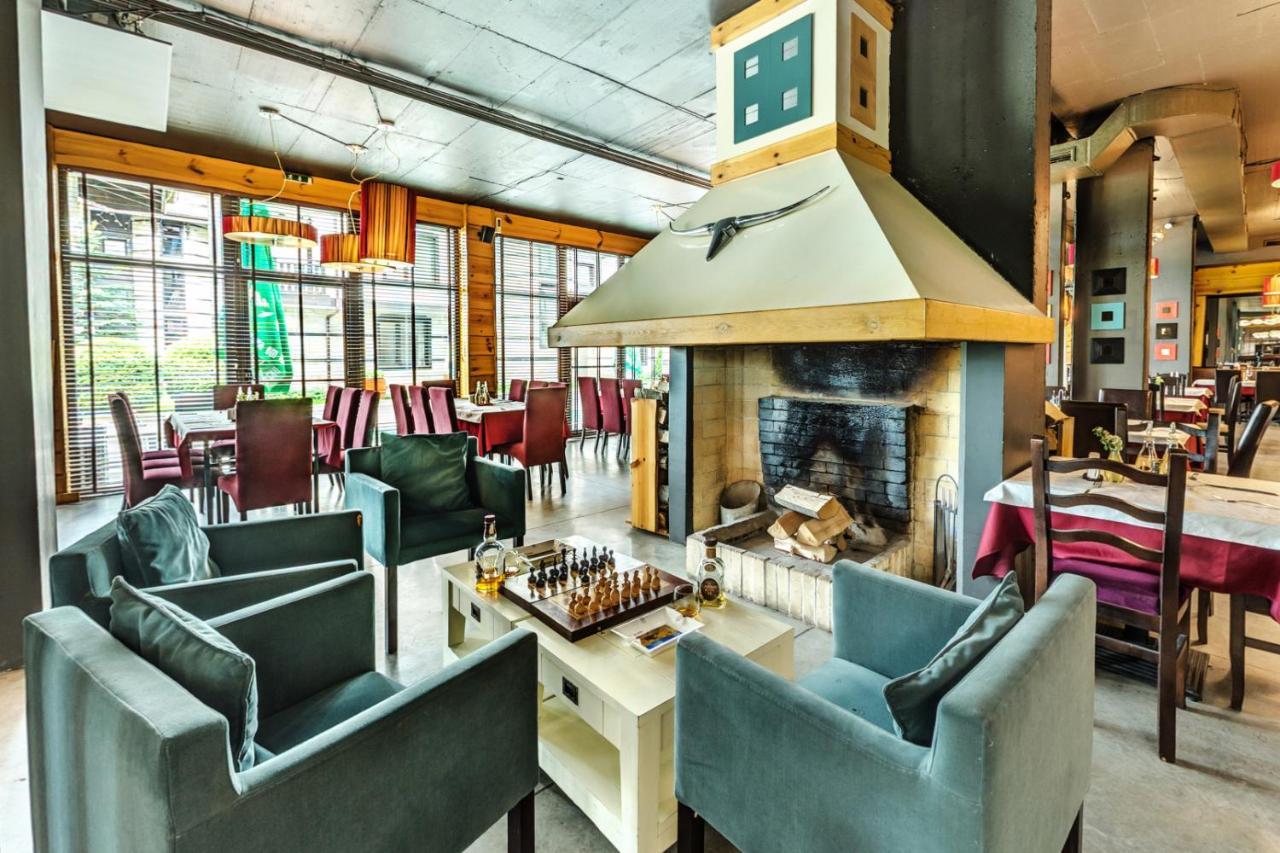 3 Mountains Hotel 반스코 외부 사진